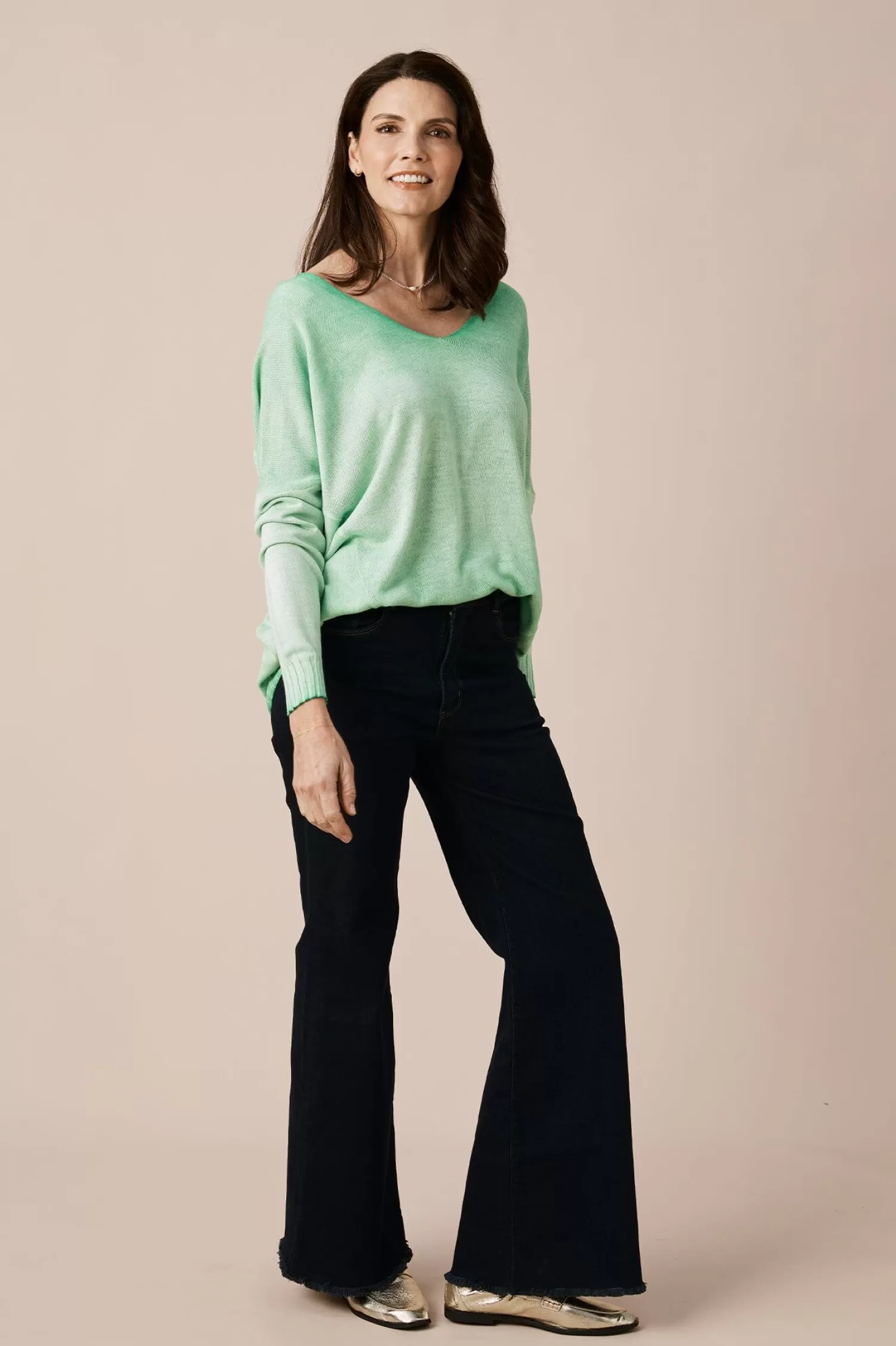 Carolina Knitwear*Avery V-Neck Jumper Green