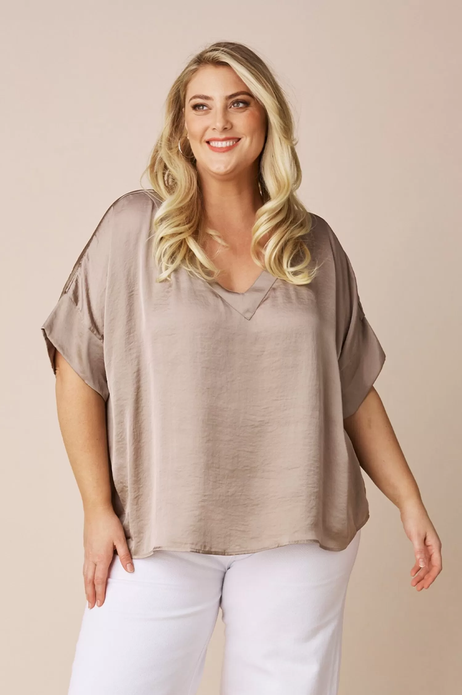 Carolina Bianca Tops | Short Sleeve*Bianca Short Sleeve Top Almond with V Neck