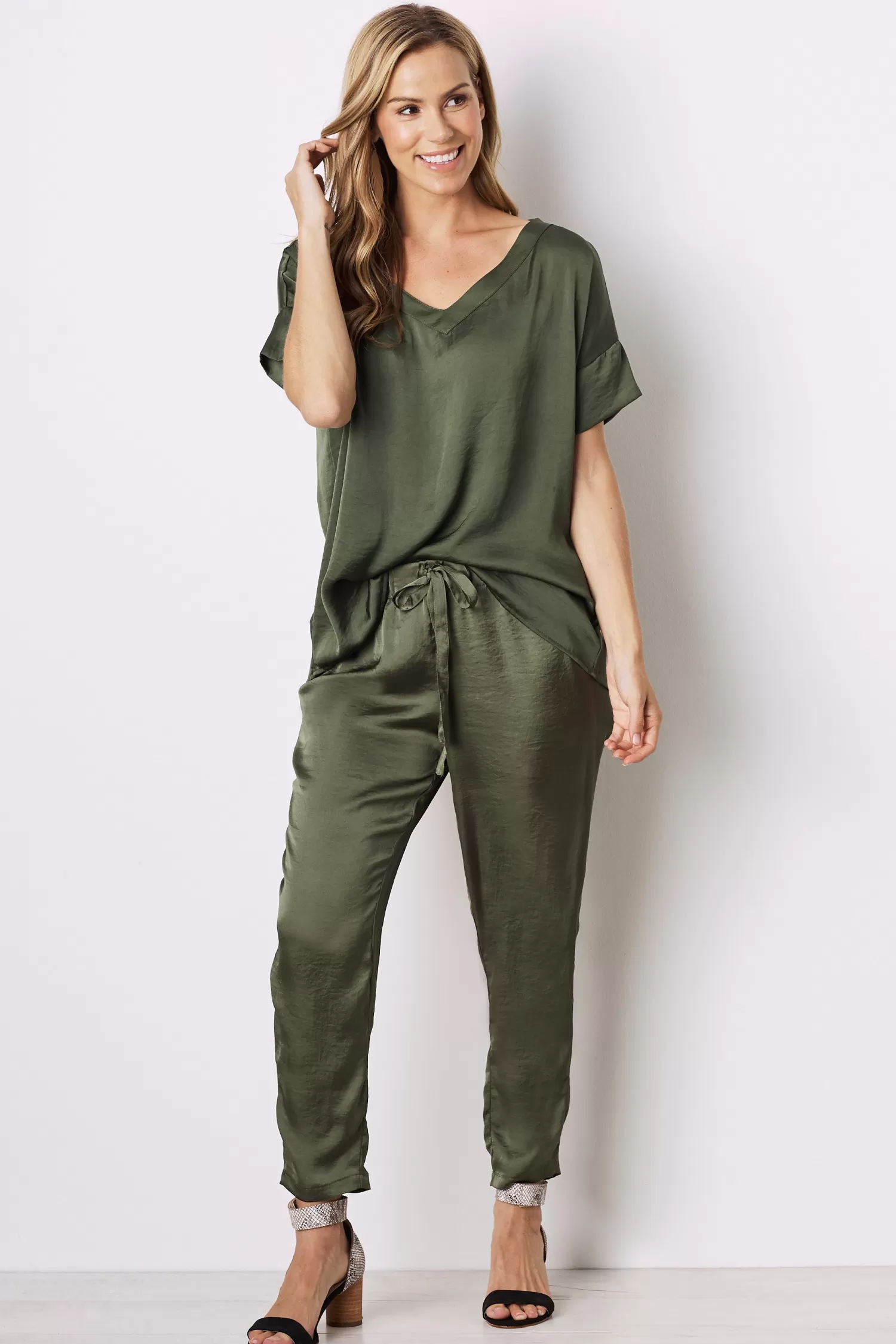 Carolina Camilla Pants*Camilla Pants Petite Olive