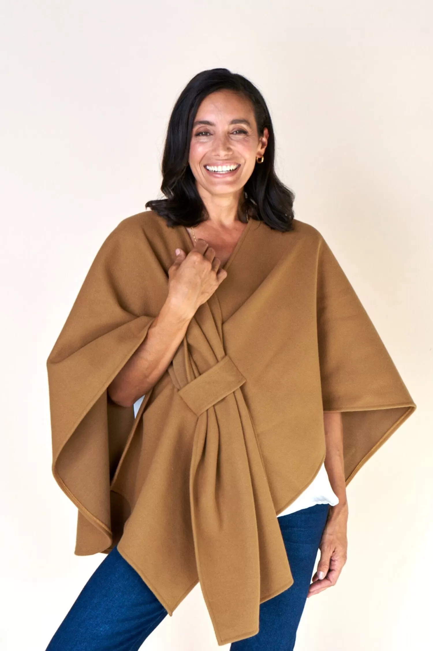 Carolina Capes & Kaftans*Grace Cape Champagne