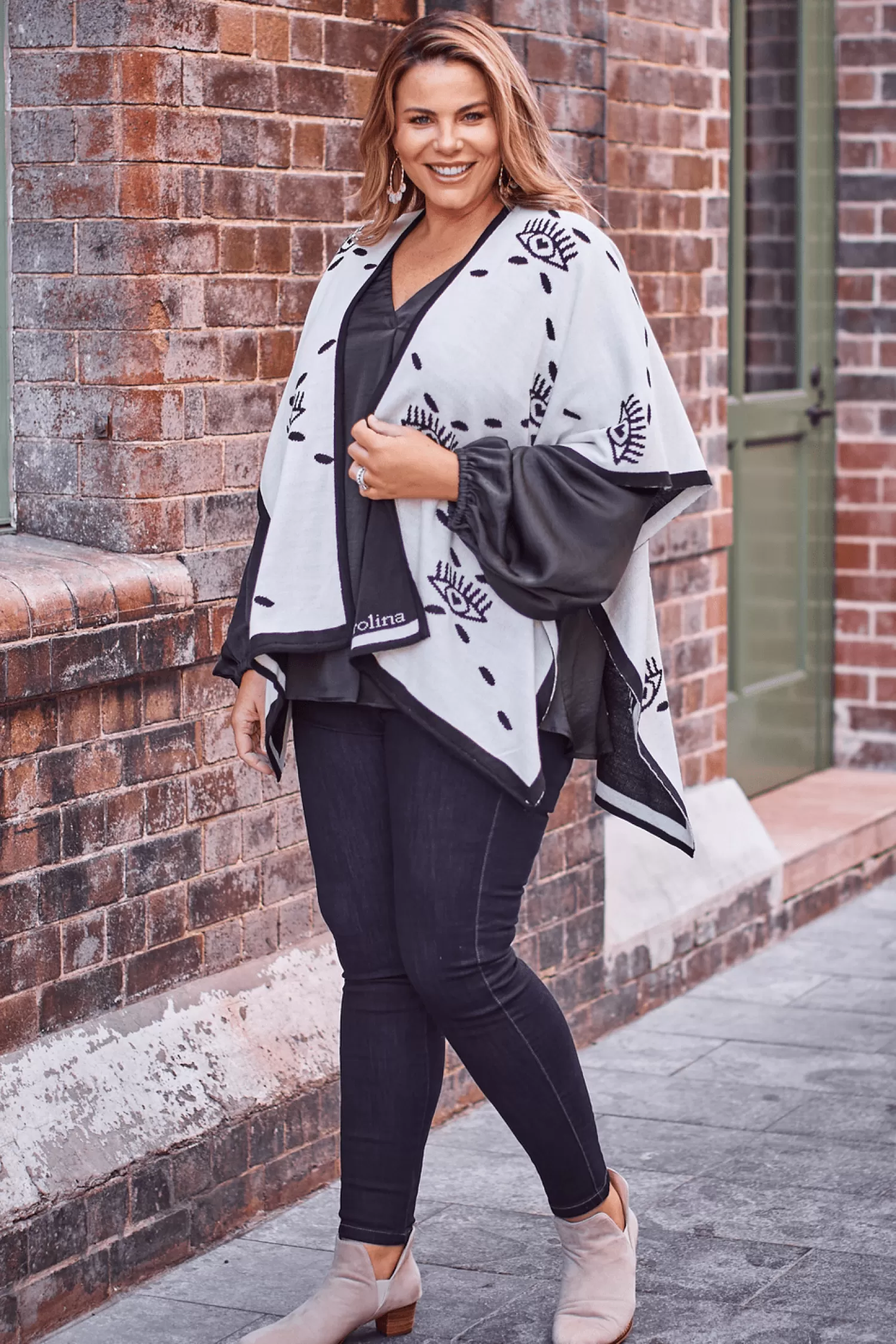 Carolina Knitwear | Capes & Kaftans*Hollie Wrap See Raven