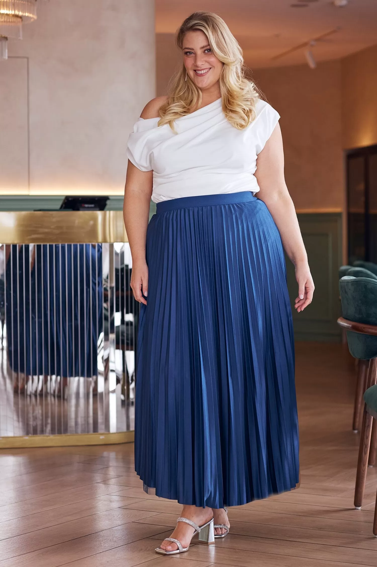 Carolina Skirts*Jemma Reversible Skirt Navy