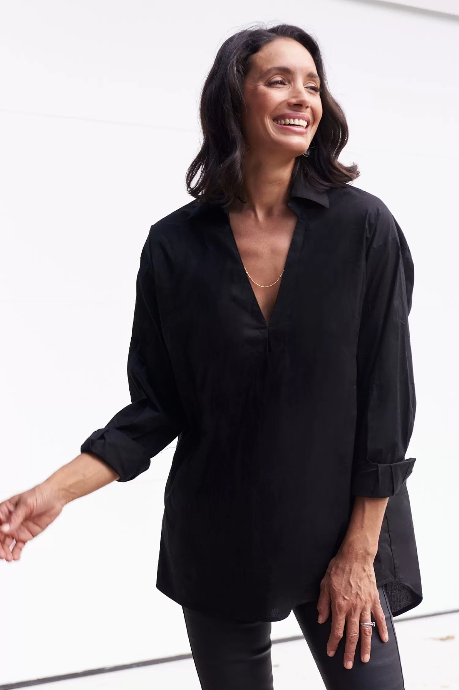 Carolina Long Sleeve*Lynette Collared Long Sleeve Shirt  Black