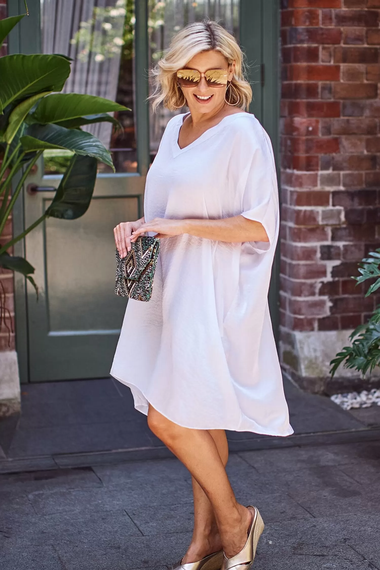 Carolina Short Sleeve*Nice Tunic White with V neck