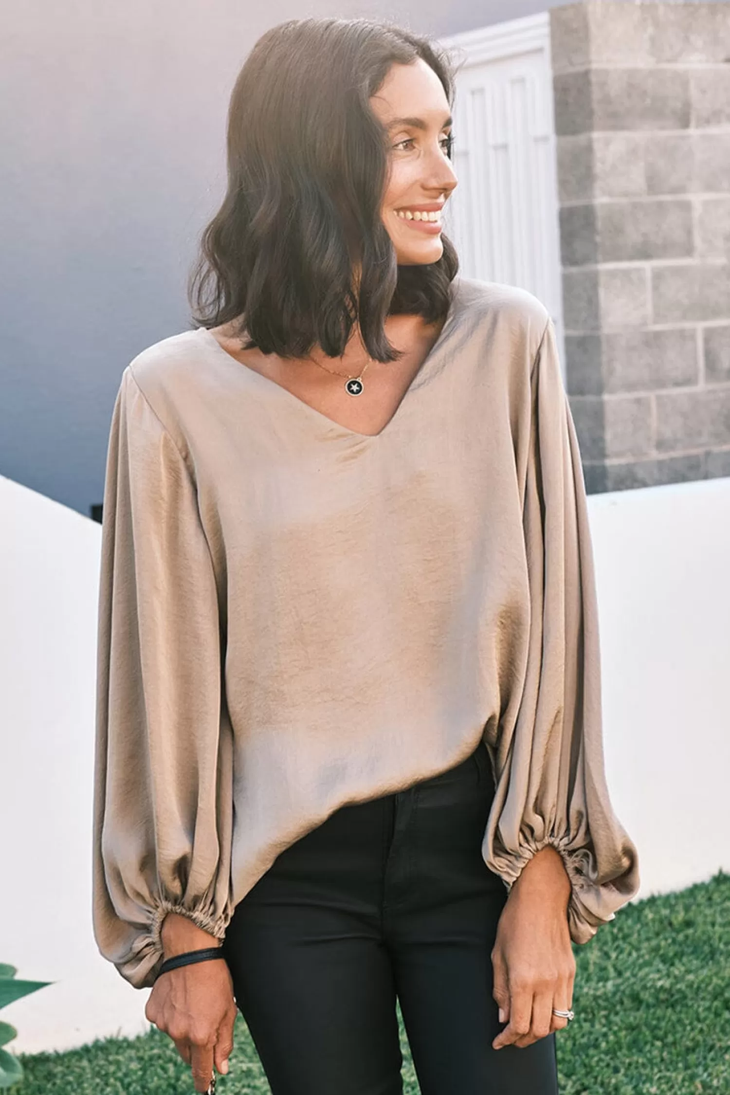 Carolina Sovana Tops | Long Sleeve*Sovana V-Neck Long Sleeve Top Almond