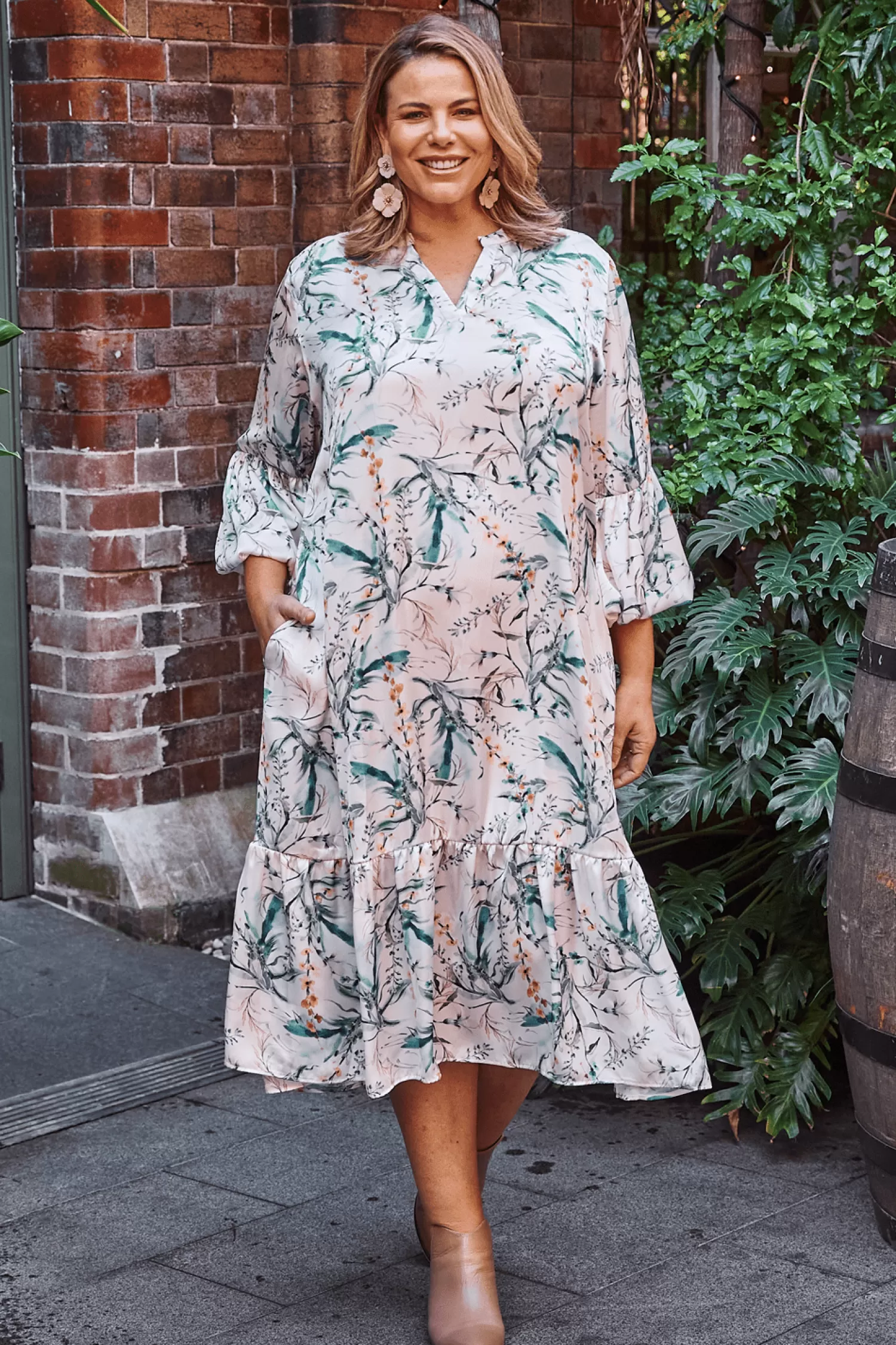 Carolina Long Sleeve*Stefania Floral Long Sleeve Dress