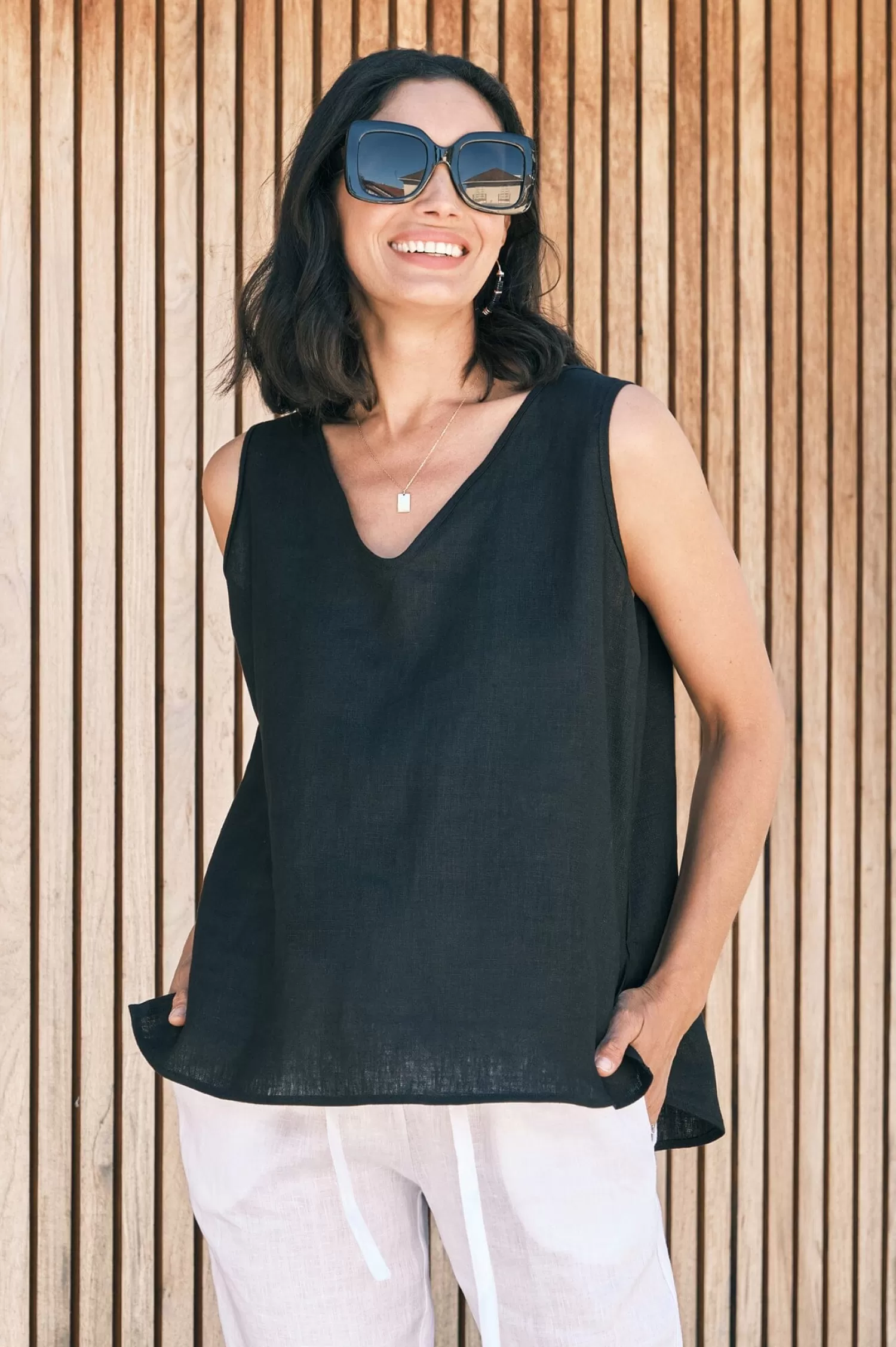 Carolina Short Sleeve*Zoe Linen Sleeveless Top Black